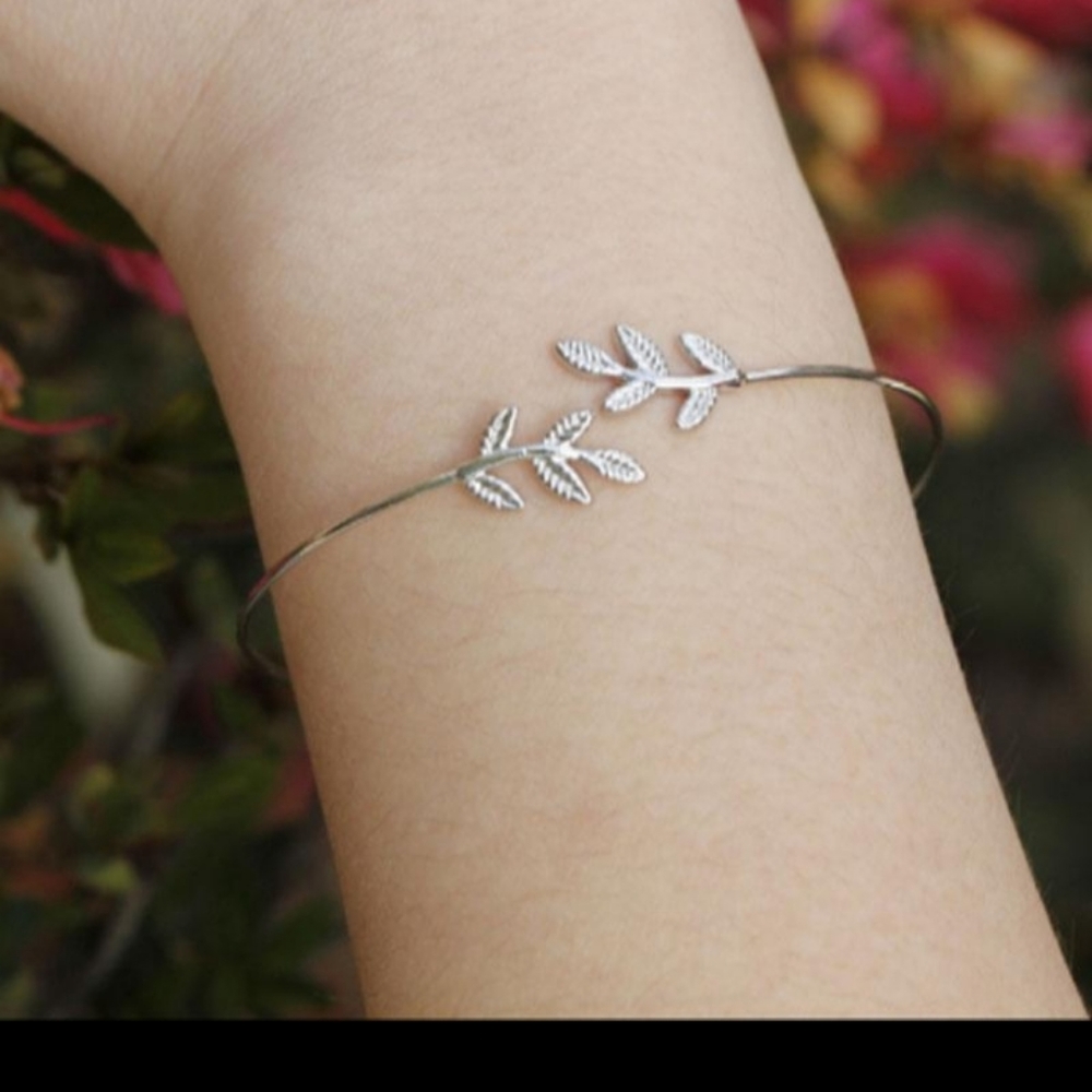 *Sale*2 Leaf Bangle Bracelet Set - Picture 2 of 4